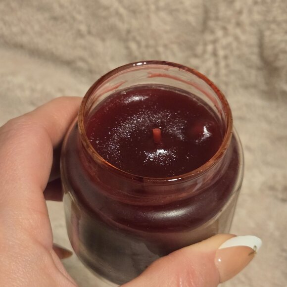 Two 3.7 oz Yankee Candles (Luscious Plum & Mango Peach Salsa) - Picture 3 of 5